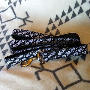 5 Feet Black and White Skull Dog Leash NWOT